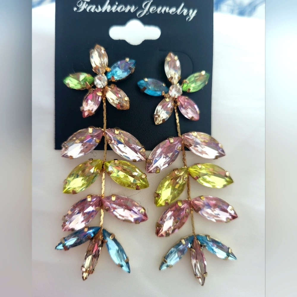 Fashion jewelry earrings